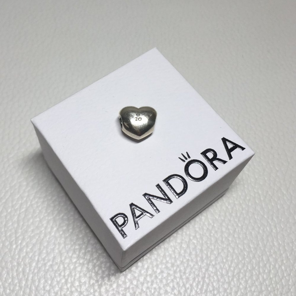 PANDORA Limited Edition 20th Anniversary Heart charm